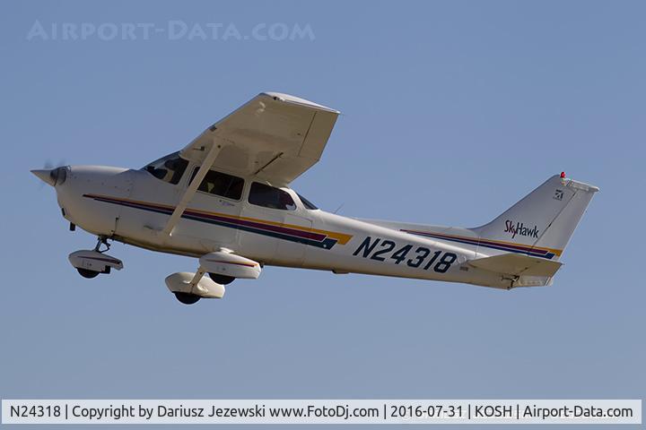 N24318, 2001 Cessna 172R C/N 17280994, Cessna 172R Skyhawk  C/N 17280994, N24318