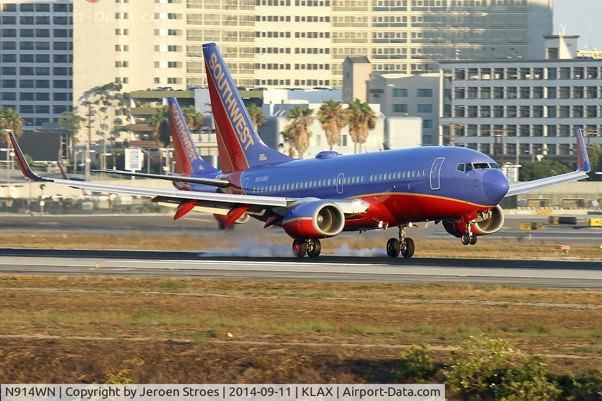 N914WN, 2008 Boeing 737-7H4 C/N 36622, KLAX