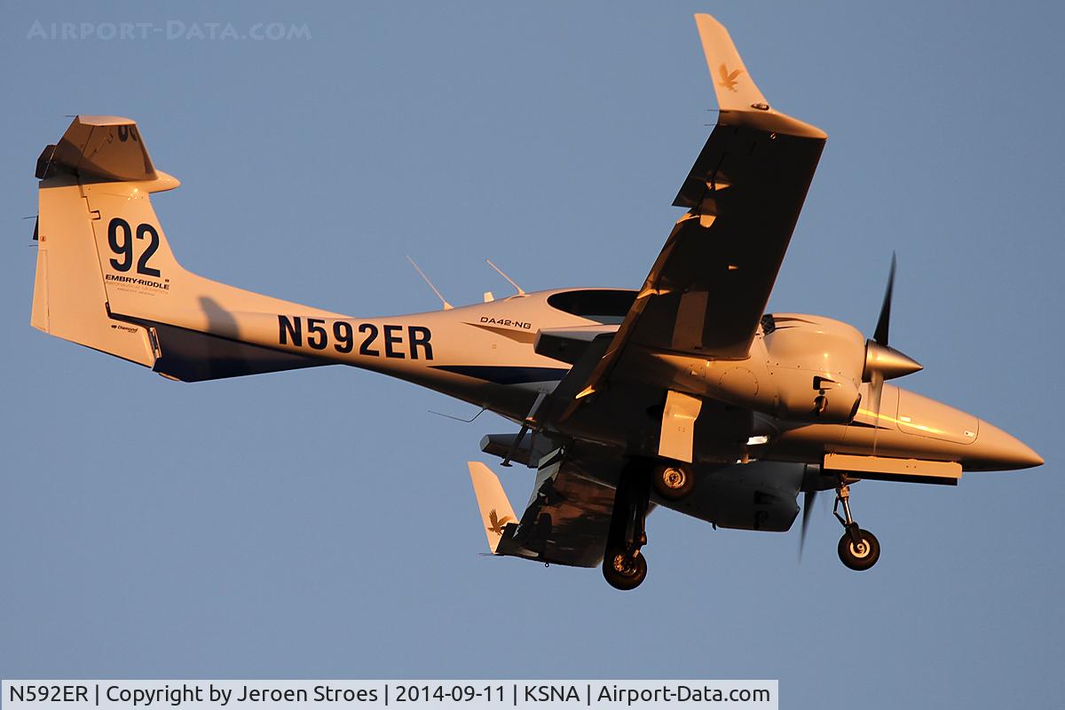 N592ER, Diamond DA-42NG Twin Star Twin Star C/N 42.302, KSNA