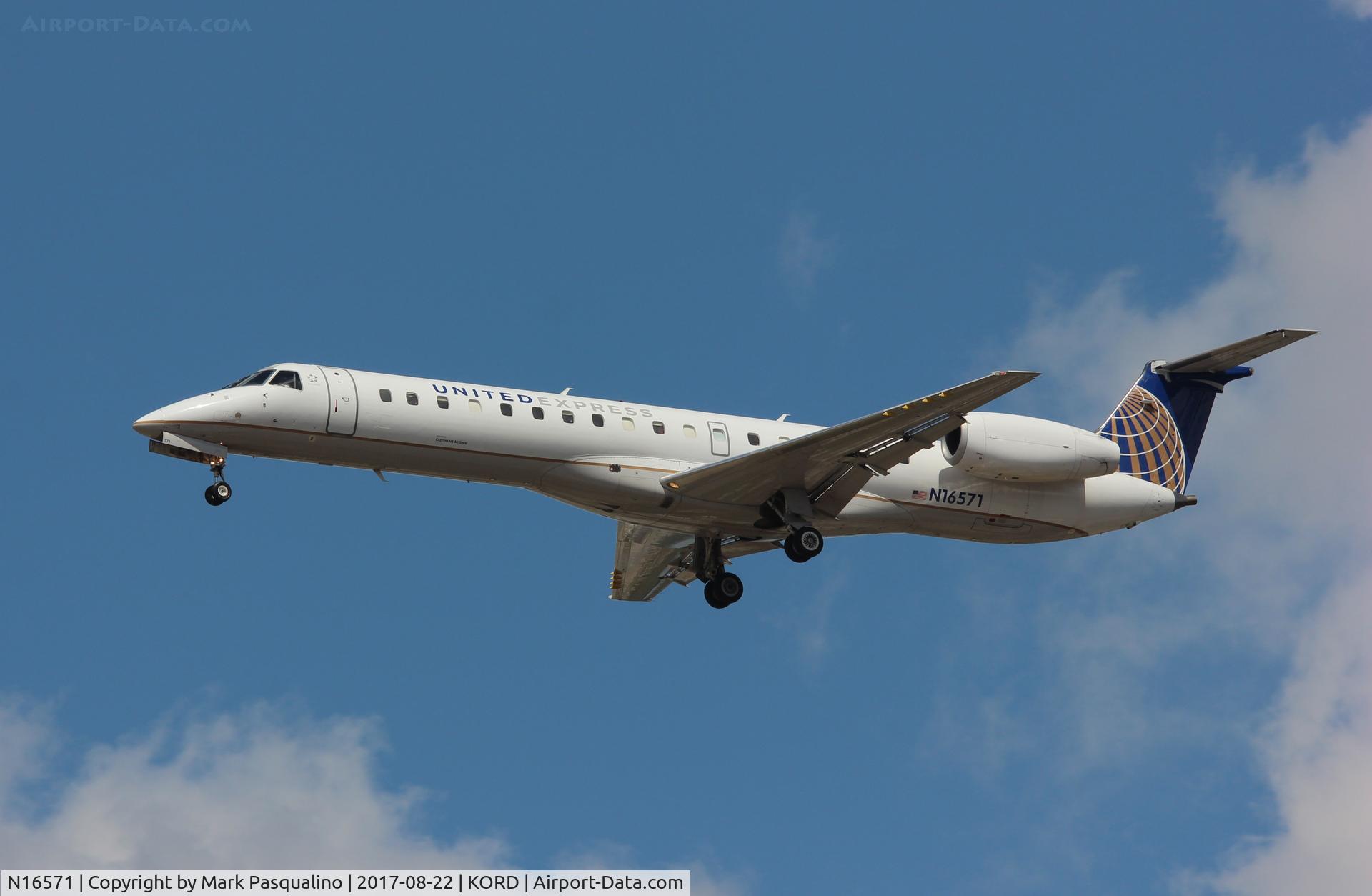 N16571, 2002 Embraer ERJ-145LR (EMB-145LR) C/N 145633, EMB-145LR