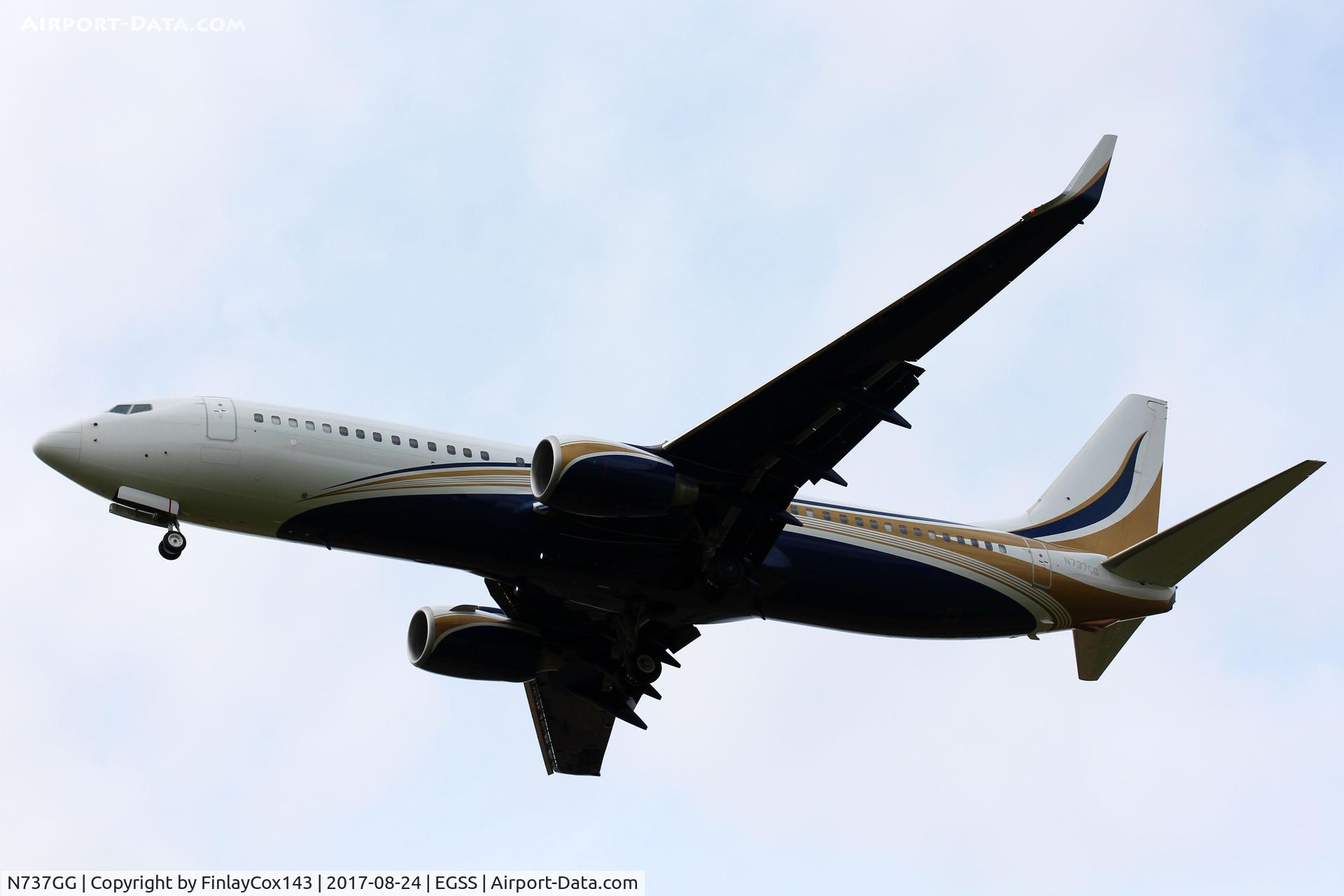 N737GG, 1999 Boeing 737-74Q C/N 29136, Landing at London Stansted (STN)