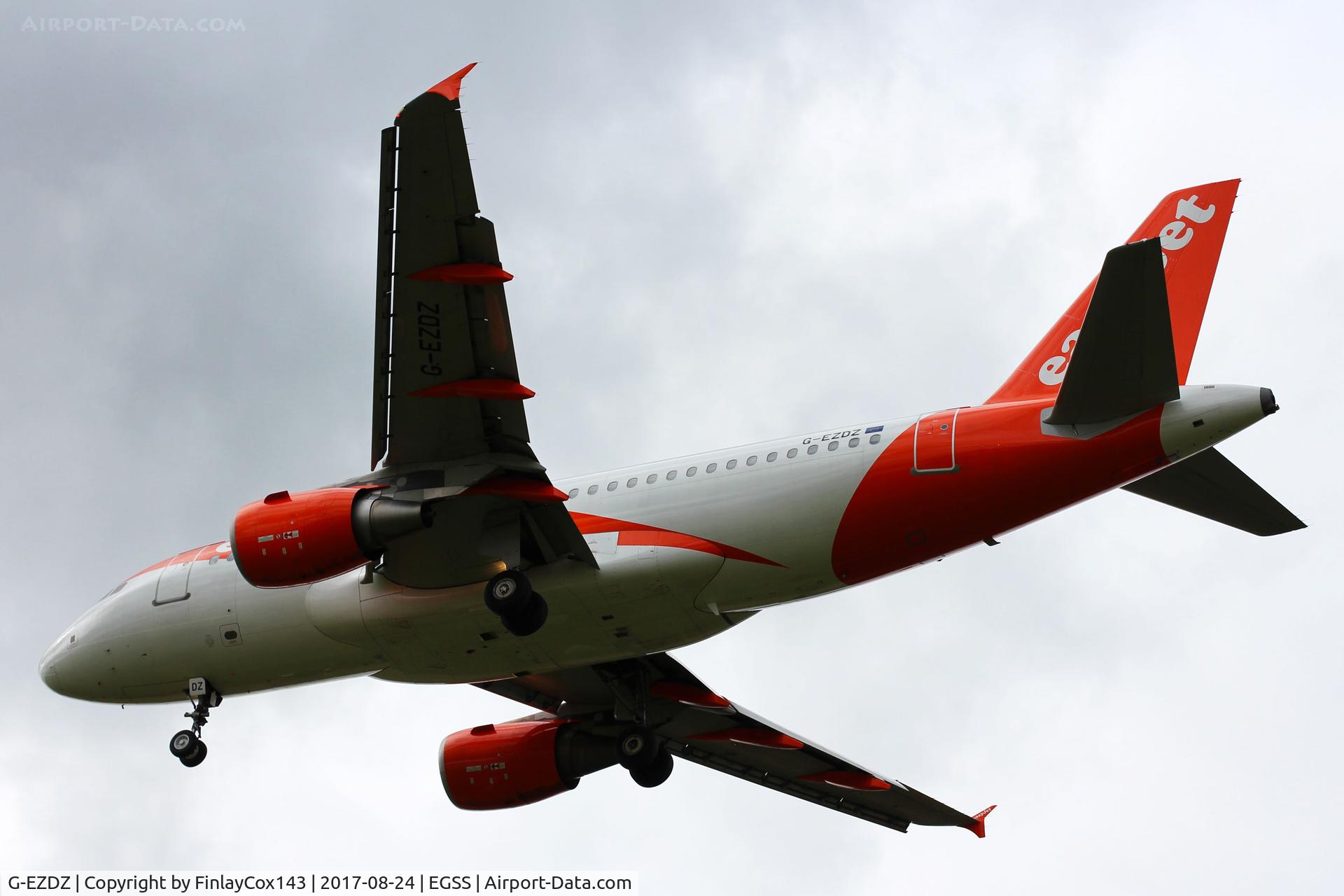 G-EZDZ, 2009 Airbus A319-111 C/N 3774, Landing at London Stansted (STN) from London Luton (LTN) as U29007