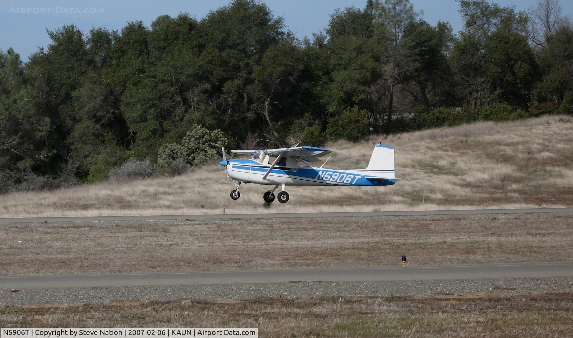 N5906T, 1964 Cessna 150D C/N 15060606, Locally-based 1964 Cessna 150D landing @ Auburn Municipal Airport, CA