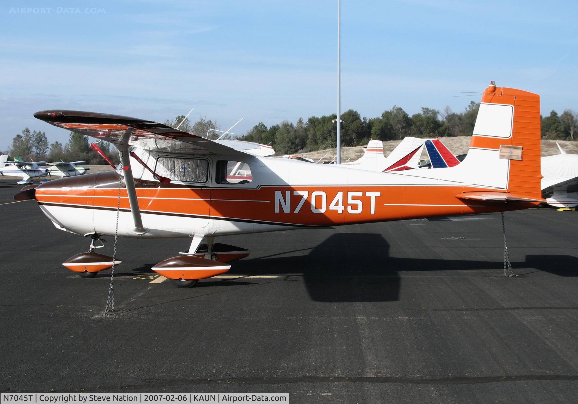 N7045T, 1959 Cessna 172 C/N 46645, Locally-based, straight tail 1959 Cessna 172 Skyhawk @ Auburn Municipal Airport, CA