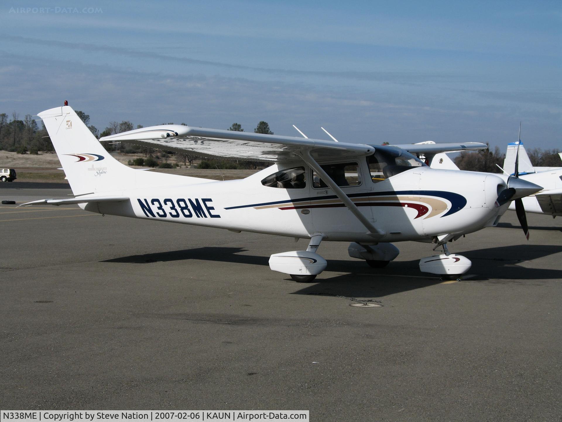 N338ME, 2000 Cessna 182S Skylane C/N 18280730, 2000 Cessna 182S Skylane on visitor's ramp @ Auburn Municipal Airport, CA