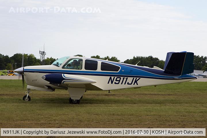 N911JK, 1976 Beech V35B Bonanza C/N D-9925, Beech F35 Bonanza  C/N D-9925, N911JK