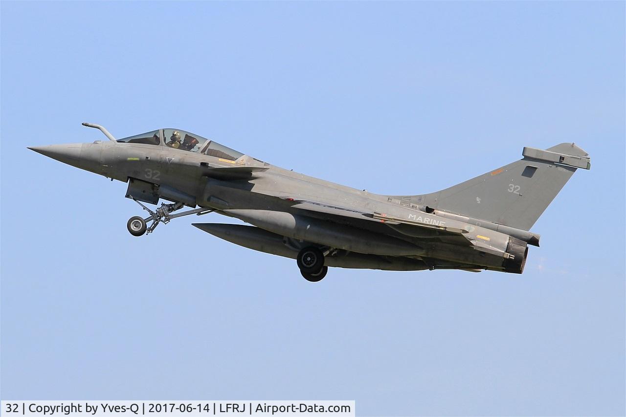 32, Dassault Rafale M C/N 32, Dassault Rafale M, Take off rwy 26, Landivisiau Naval Air Base (LFRJ) Tiger Meet 2017