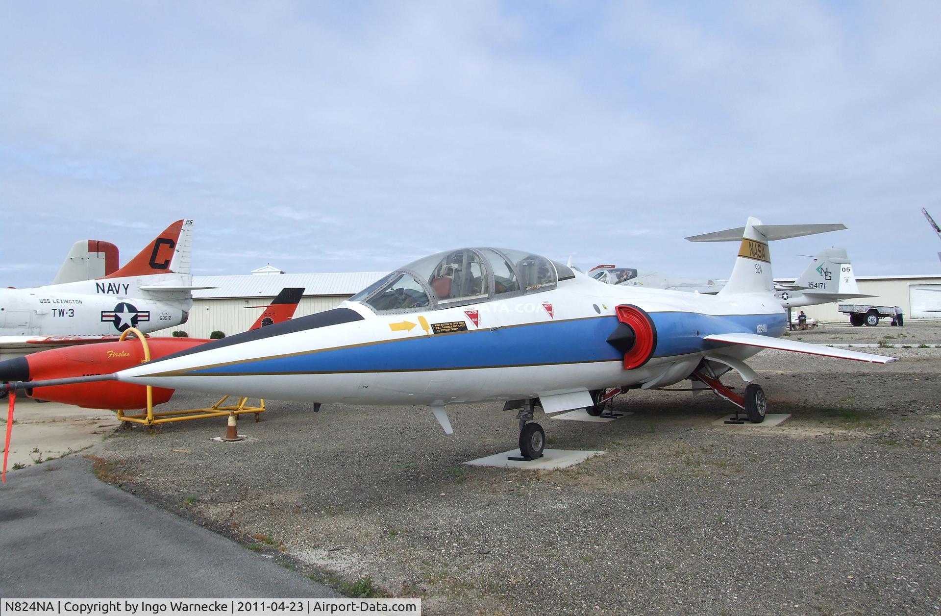 N824NA, 1961 Lockheed TF-104G Starfighter C/N 583D-5735, Lockheed TF-104G Starfighter at the Estrella Warbirds Museum, Paso Robles CA