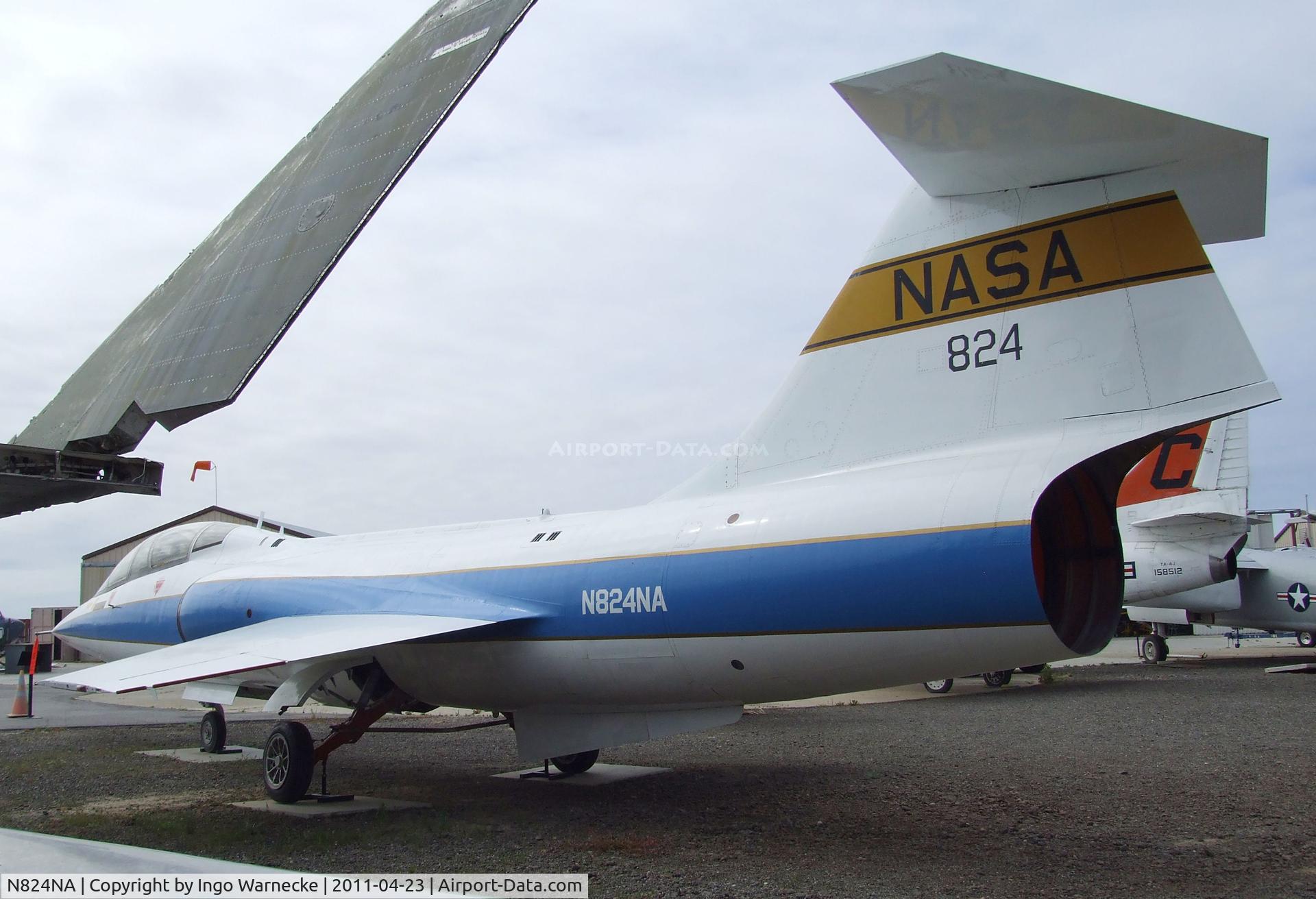 N824NA, 1961 Lockheed TF-104G Starfighter C/N 583D-5735, Lockheed TF-104G Starfighter at the Estrella Warbirds Museum, Paso Robles CA