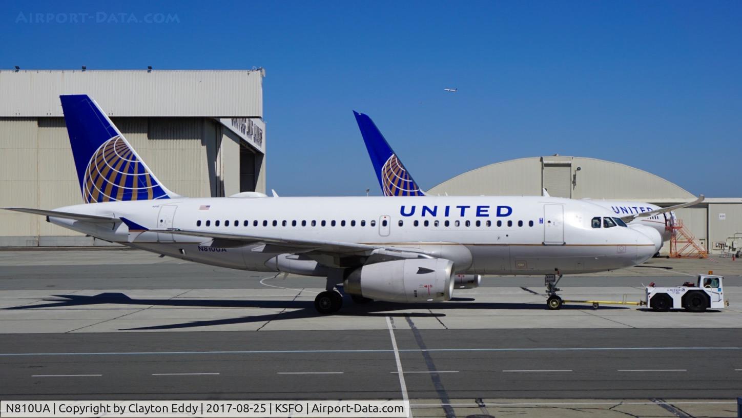 N810UA, 1998 Airbus A319-131 C/N 843, SFO 2017.