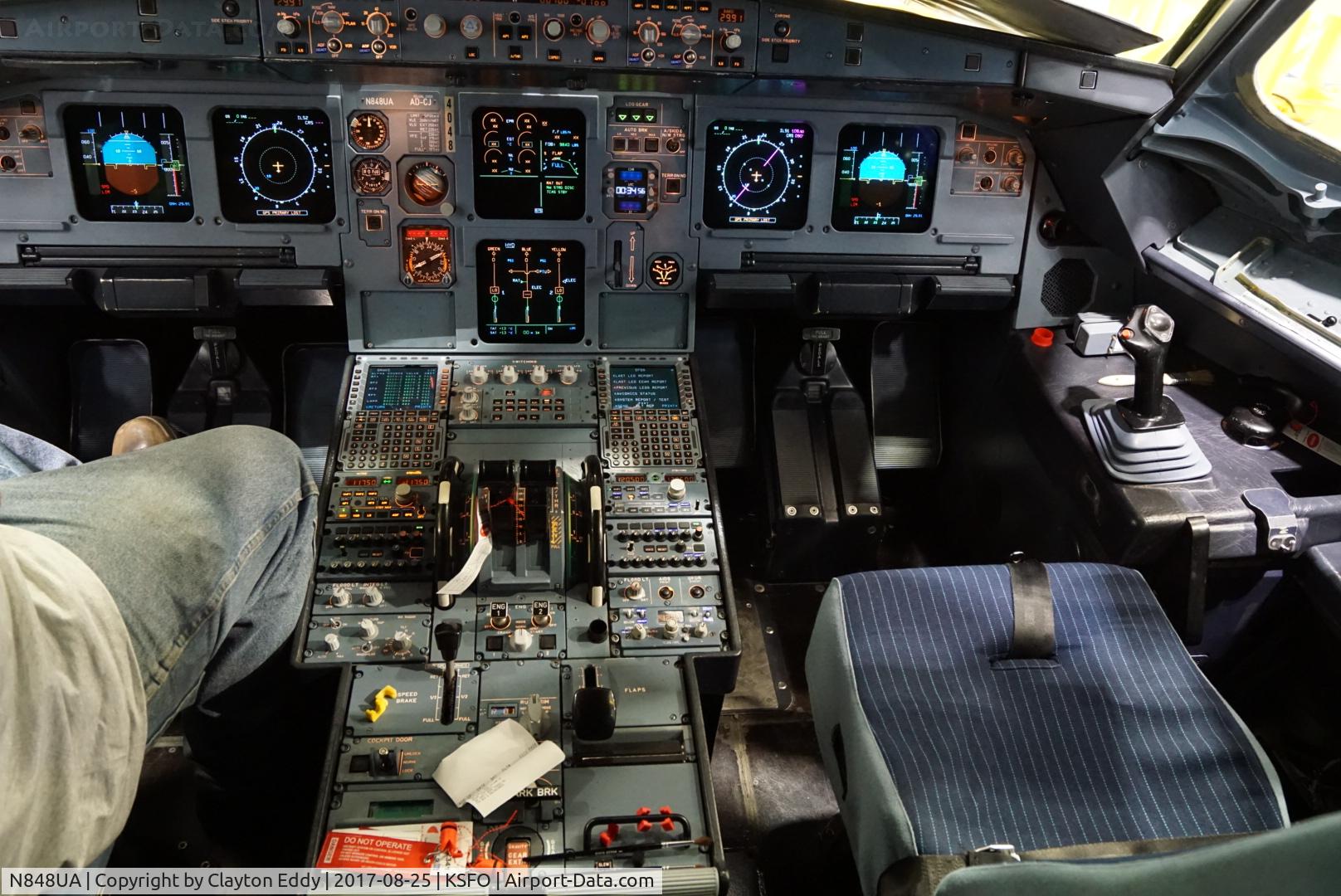 N848UA, 2002 Airbus A319-131 C/N 1647, SFO 2017.