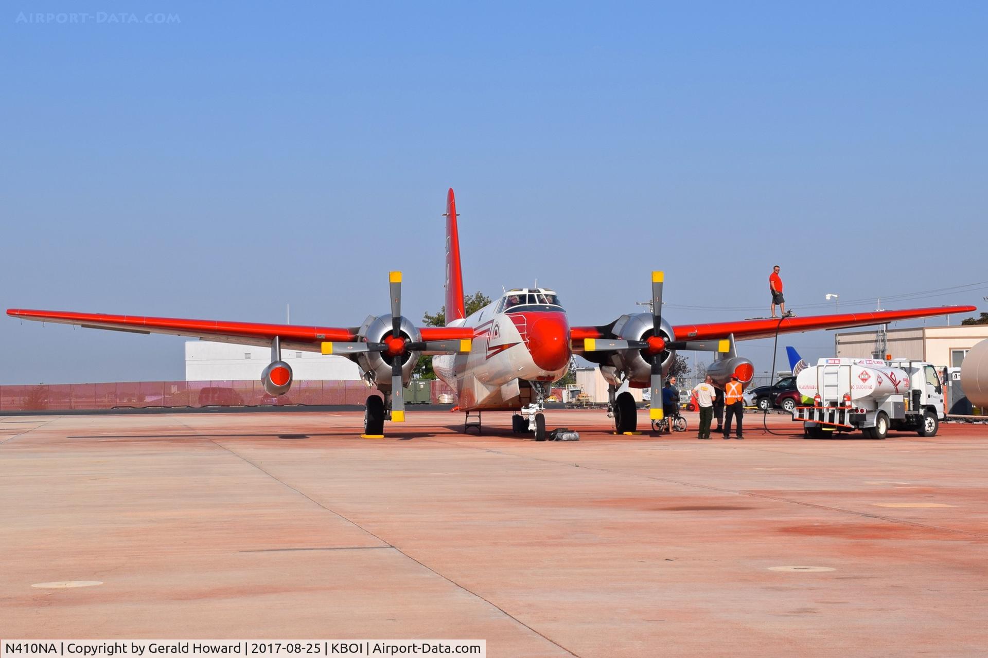 N410NA, 1954 Lockheed P2V-5F Neptune C/N 426-5363, Being gassed up for next mission.