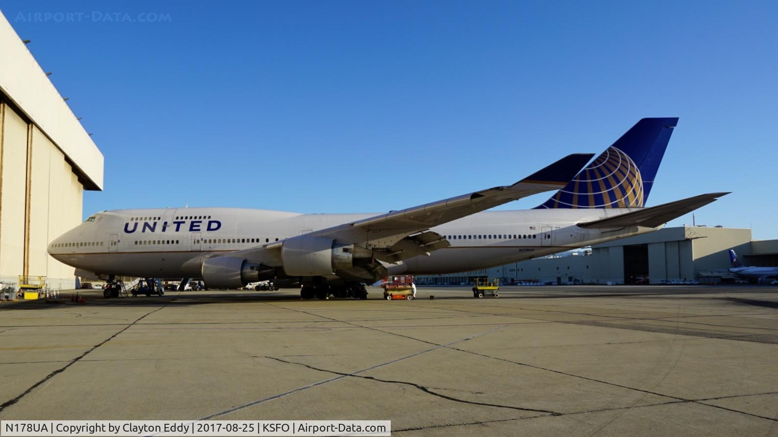 N178UA, 1990 Boeing 747-422 C/N 24385, SFO 2017.
