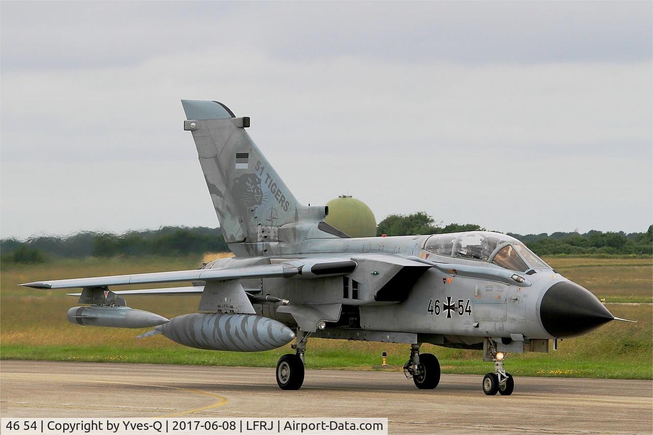 46 54, Panavia Tornado ECR C/N 898/GS287/4354, Panavia Tornado ECR, Taxiing to flight line, Landivisiau Naval Air Base (LFRJ) Tiger Meet 2017