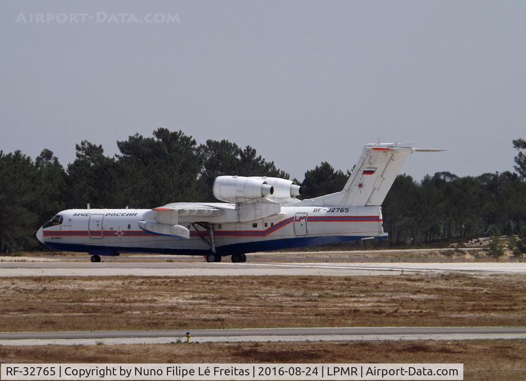 RF-32765, Beriev Be-200ChS C/N 76820001301, Arriving from the forest fire combat.
