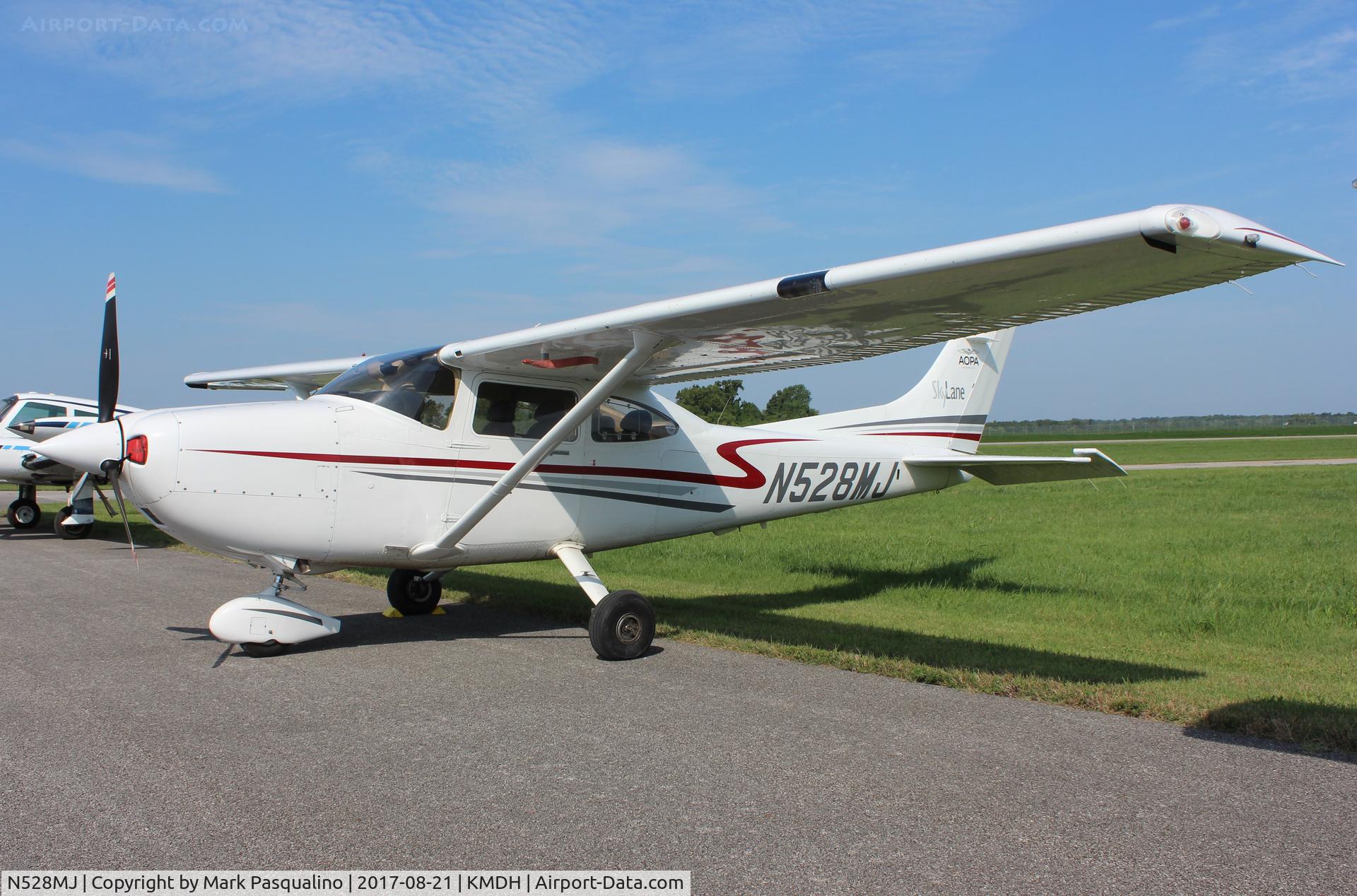 N528MJ, 2001 Cessna 182T Skylane C/N 18280991, Cessna 182T