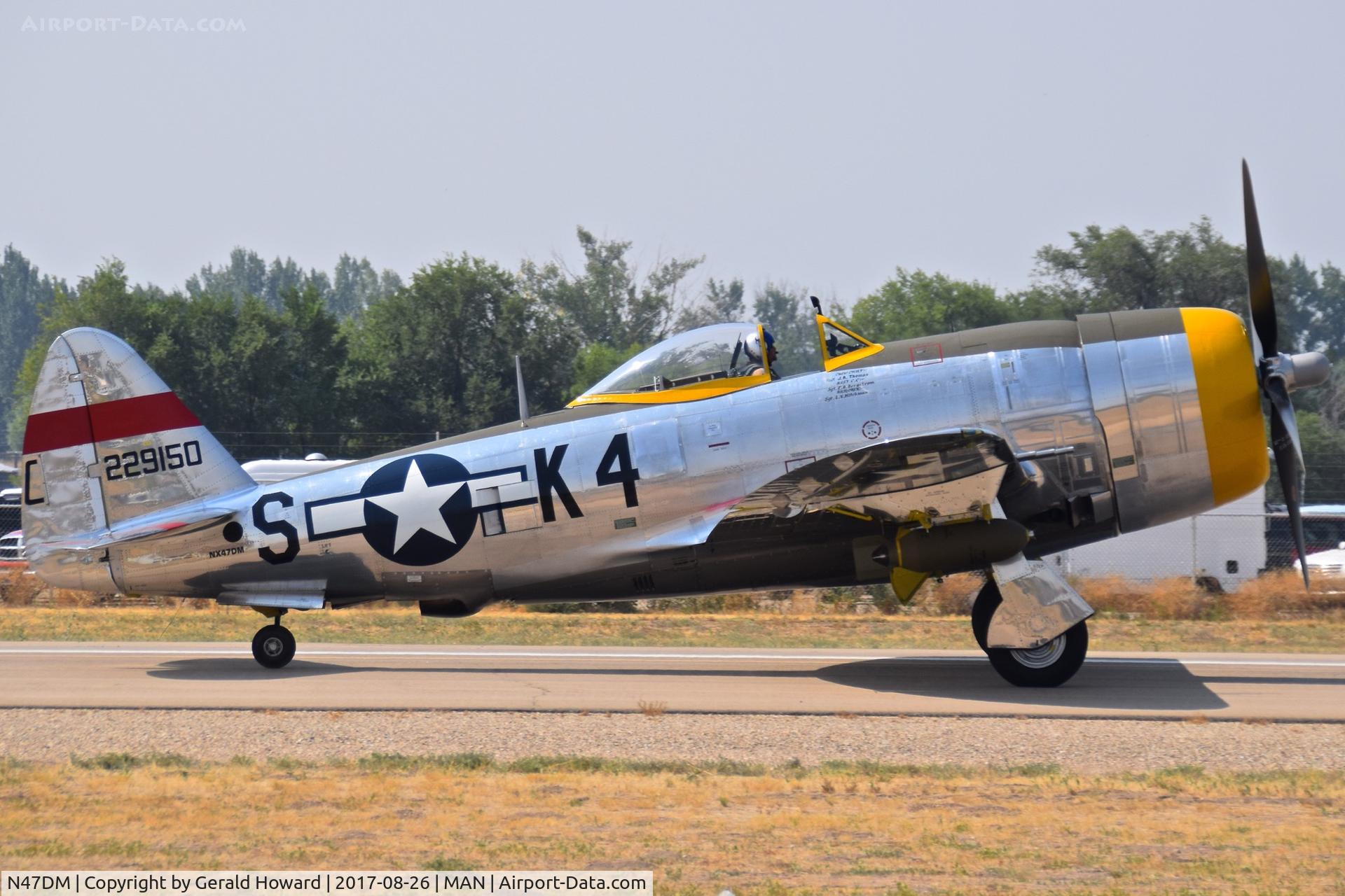 N47DM, 1942 Republic P-47D Thunderbolt C/N 42-29150, Landing roll out on RWY 29. P-47D Thunderbolt!!!!