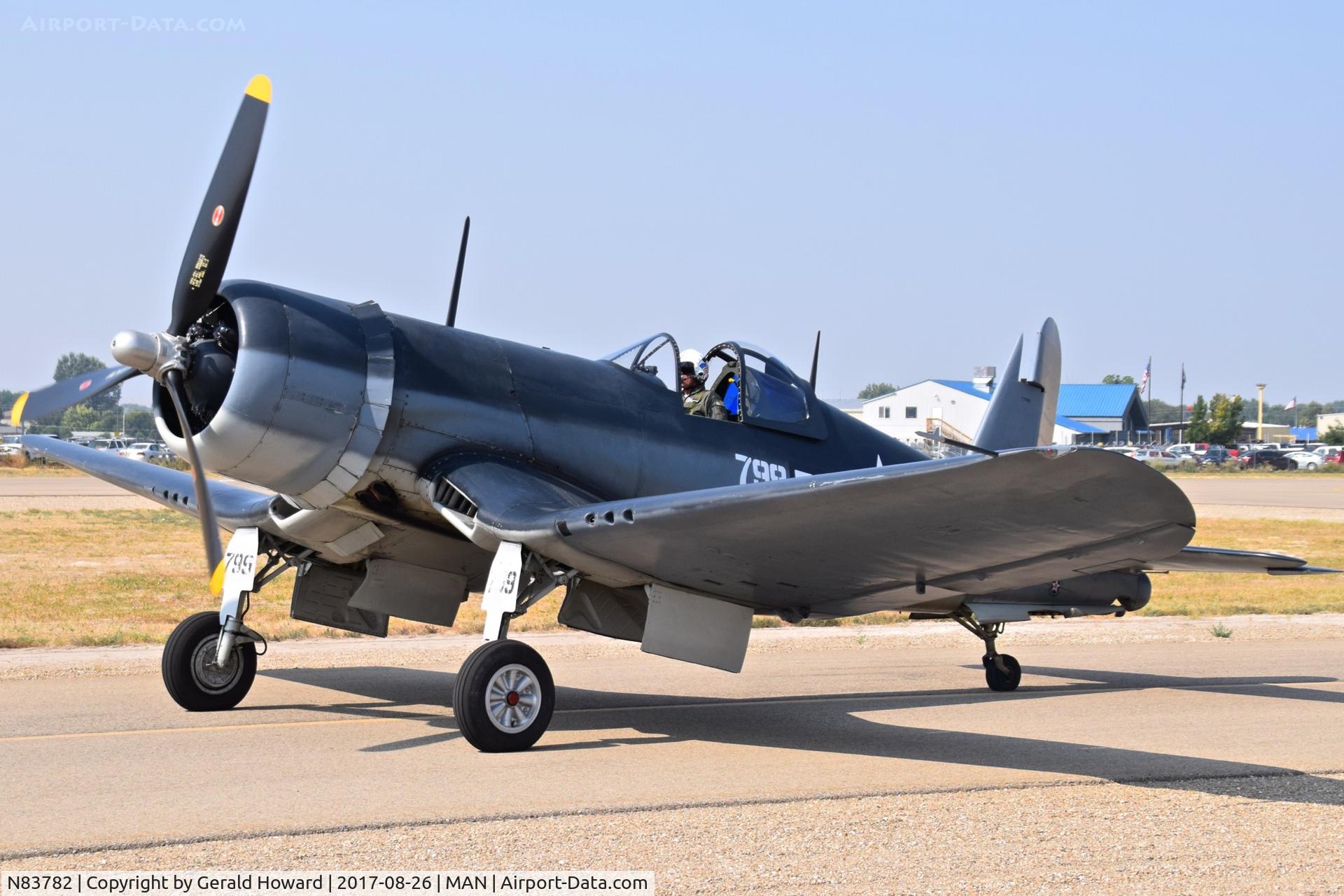 N83782, 1942 Vought F4U-1 Corsair C/N 3884 (Bu 17799), taxing to RWY 29.