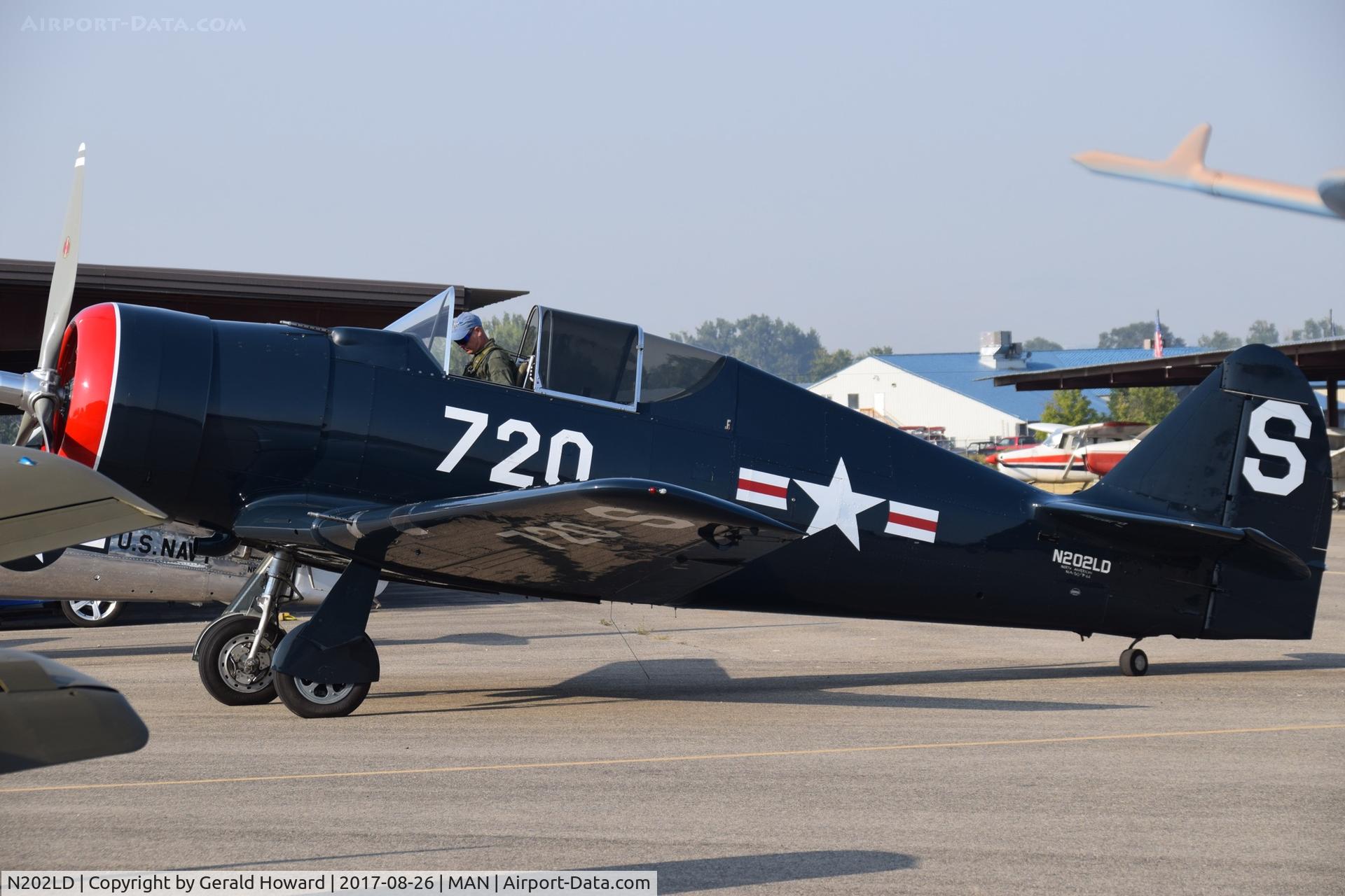N202LD, 1952 North American NA-50 (replica) C/N 20470, Parked on the ramp.