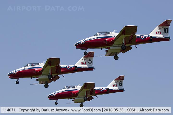114071, Canadair CT-114 Tutor C/N 1171, CAF CT-114 Tutor 114071 C/N 1071 from Snowbirds Demo Team 15 Wing CFB Moose Jaw, SK