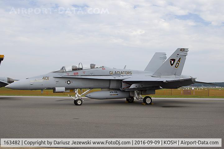 163482, 1988 McDonnell Douglas F/A-18D Hornet C/N 0713/D015, F/A-18D Hornet 163482 AD-401 from VFA-106 
