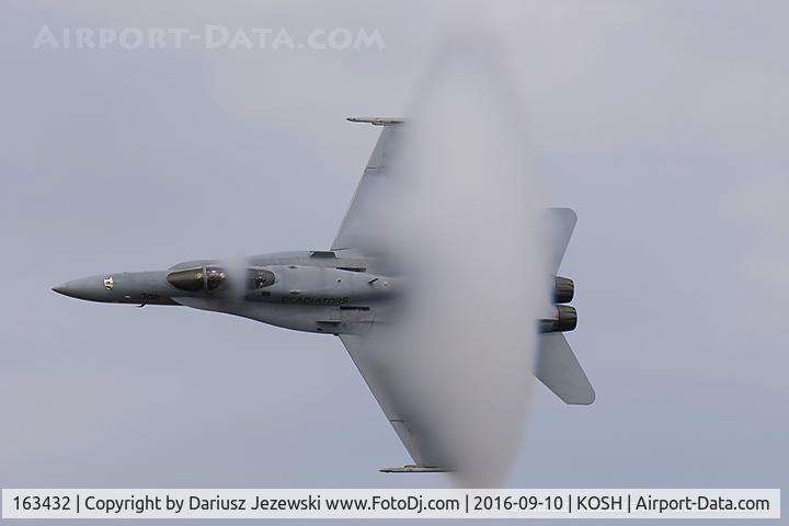 163432, 1987 McDonnell Douglas F/A-18C Hornet C/N 628/C006, F/A-18C Hornet 163432 AD-302 from VFA-106 