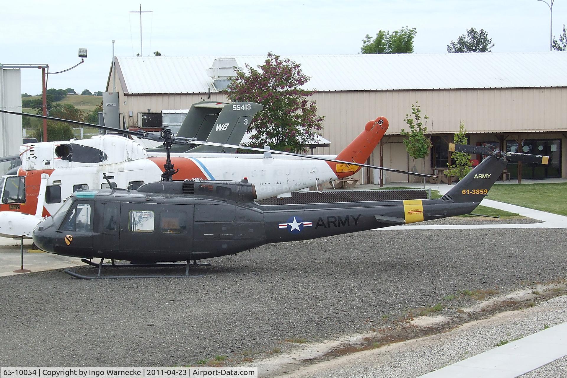 65-10054, 1965 Bell UH-1D Iroquois C/N 5098, Bell UH-1D Iroquois at the Estrella Warbirds Museum, Paso Robles CA