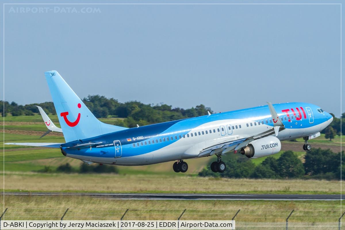 D-ABKI, 2009 Boeing 737-86J C/N 37748, Boeing 737-86J