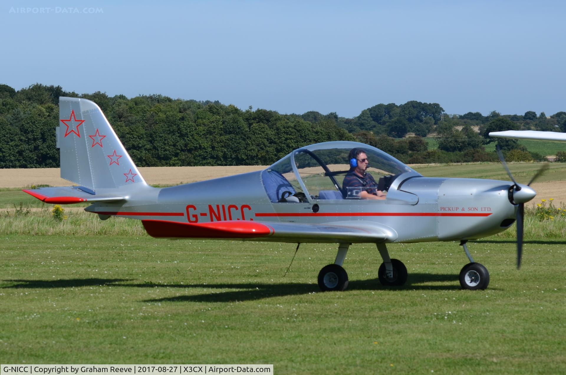 G-NICC, 2004 Cosmik EV-97 TeamEurostar UK C/N 1913, Just landed at Northrepps.