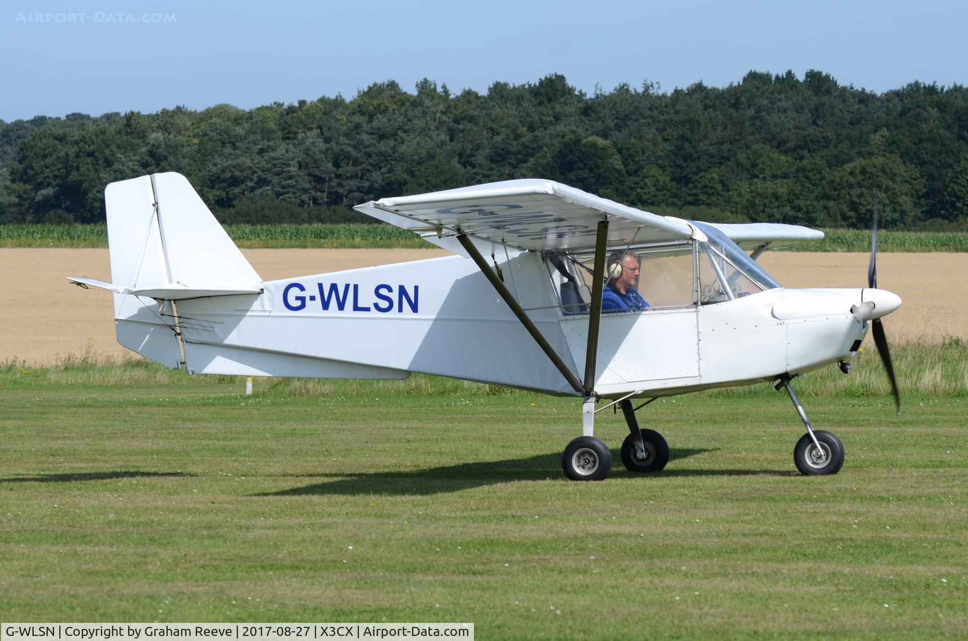 G-WLSN, 2005 Skyranger 912S(1) C/N BMAA/HB/474, Just landed at Northrepps.