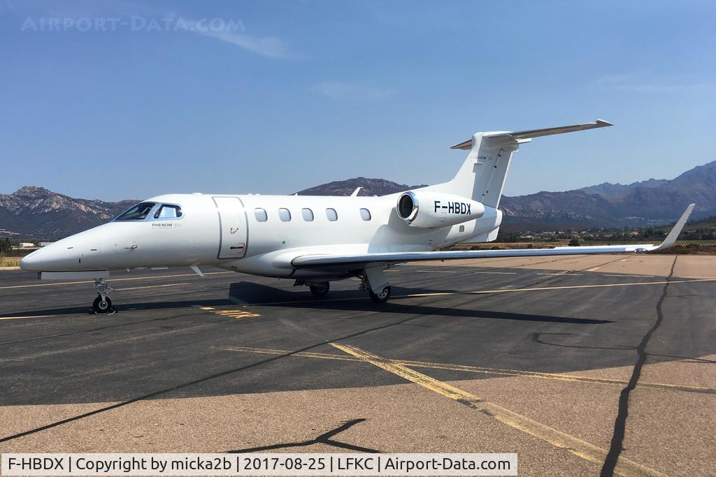 F-HBDX, 2015 Embraer EMB-505 Phenom 300 C/N 50500216, Parked