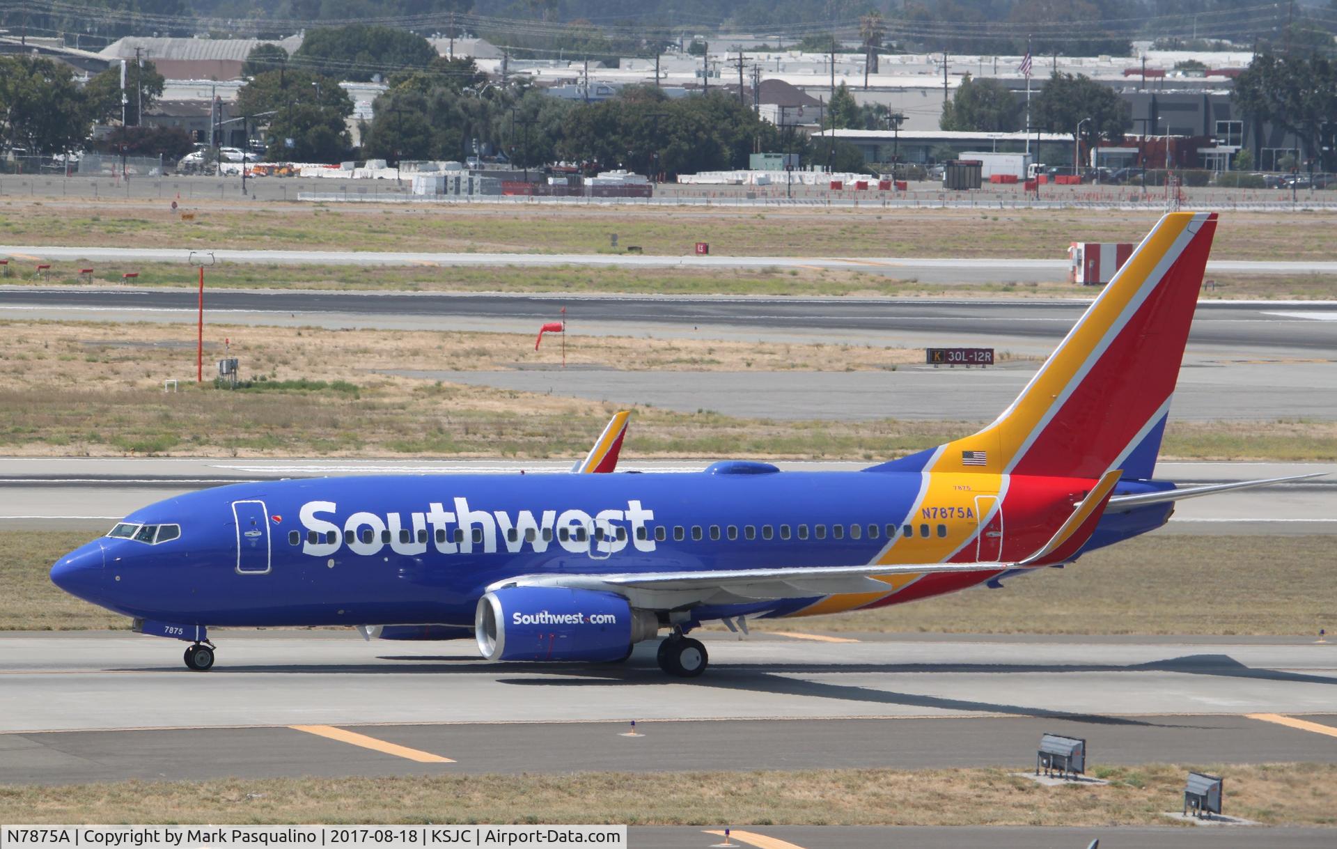 N7875A, 2004 Boeing 737-7Q8 C/N 29354, Boeing 737-700