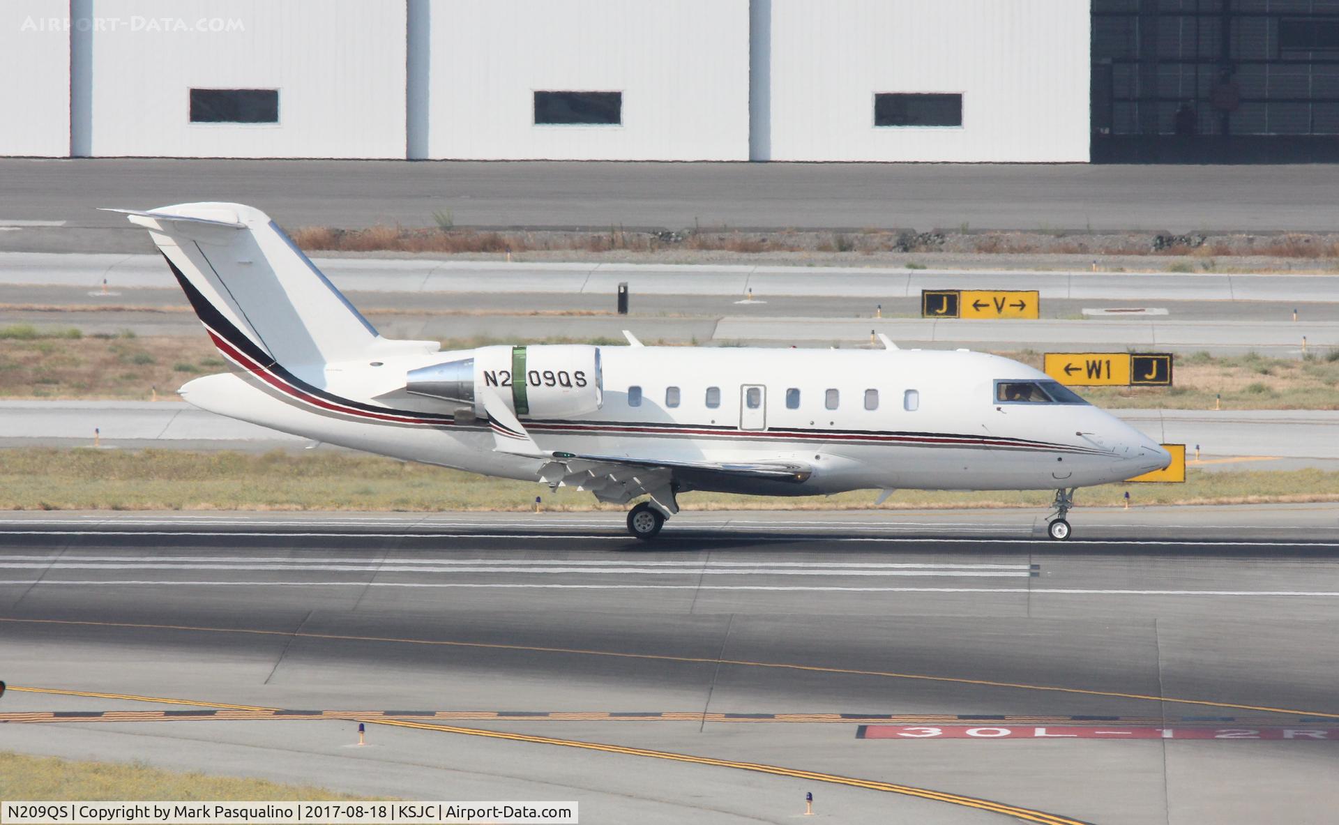N209QS, 2015 Bombardier Challenger 604 (CL-600-2B16) C/N 6057, Challenger 604