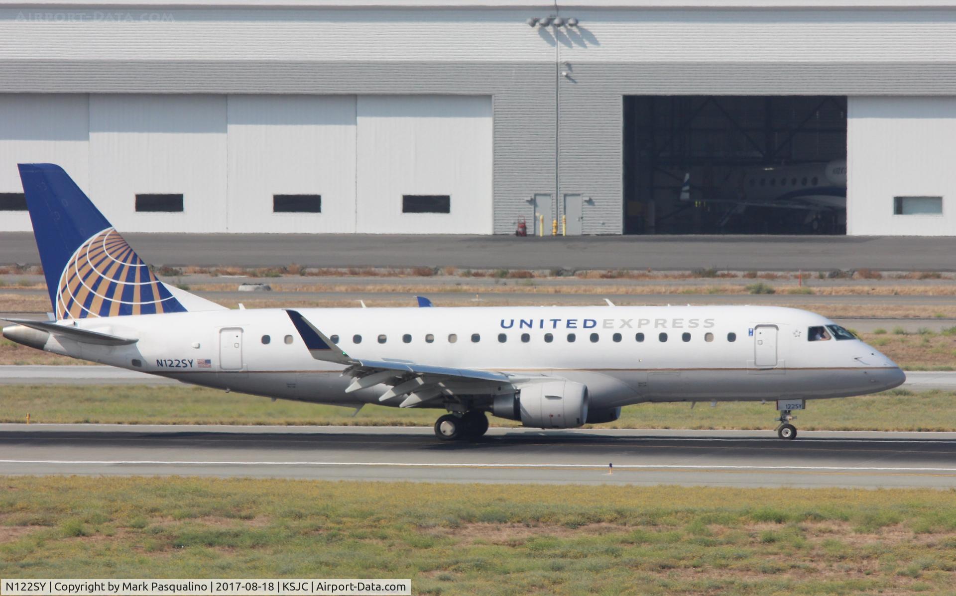N122SY, 2014 Embraer 175LR (ERJ-170-200LR) C/N 17000431, ERJ-170-200 LR