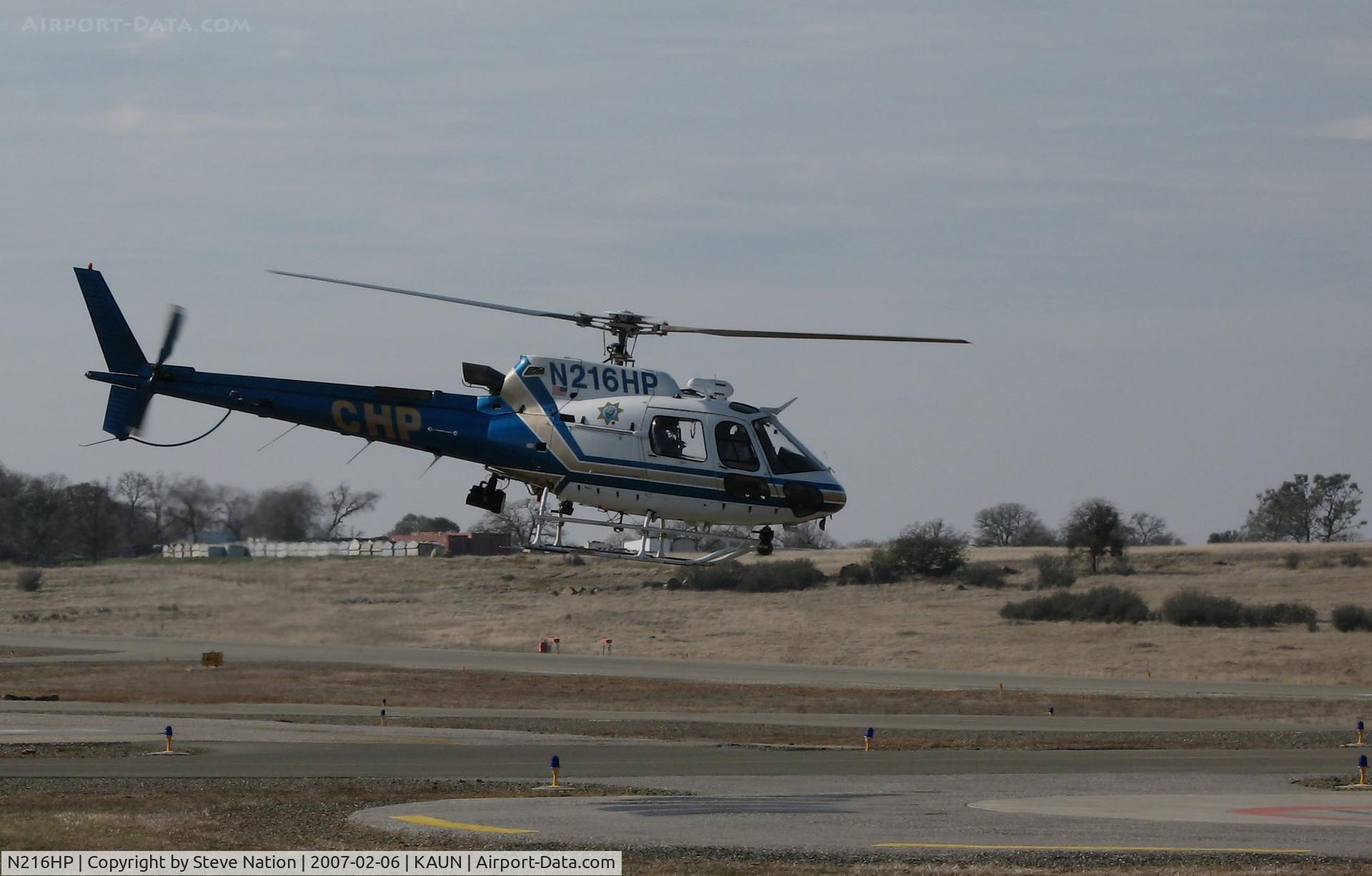 N216HP, 2000 Eurocopter AS-350B-3 Ecureuil Ecureuil C/N 3330, CHP California Highway Patrol 2000 Eurocopter AS-350B-3 in transition @ Auburn Municipal Airport, CA home base (to new owner as N61JS 2017-01-18)