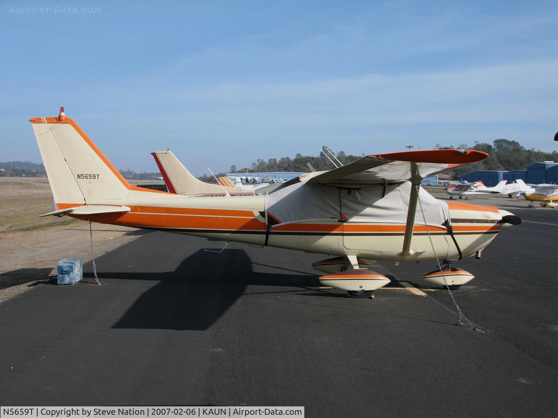 N5659T, 1964 Cessna 172E C/N 17251559, Locally-based 1964 Cessna 172E Skyhawk 