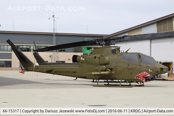66-15317, 1966 Bell AH-1S Cobra C/N 20073, AH-1 Cobra 66-15317 - Quonset Air Museum