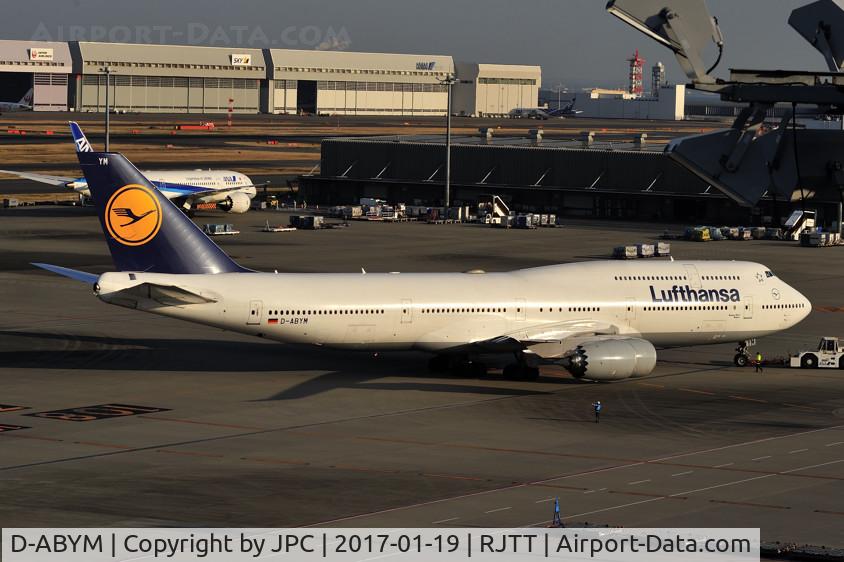 D-ABYM, 2014 Boeing 747-830 C/N 37837, Leaving near sunset
