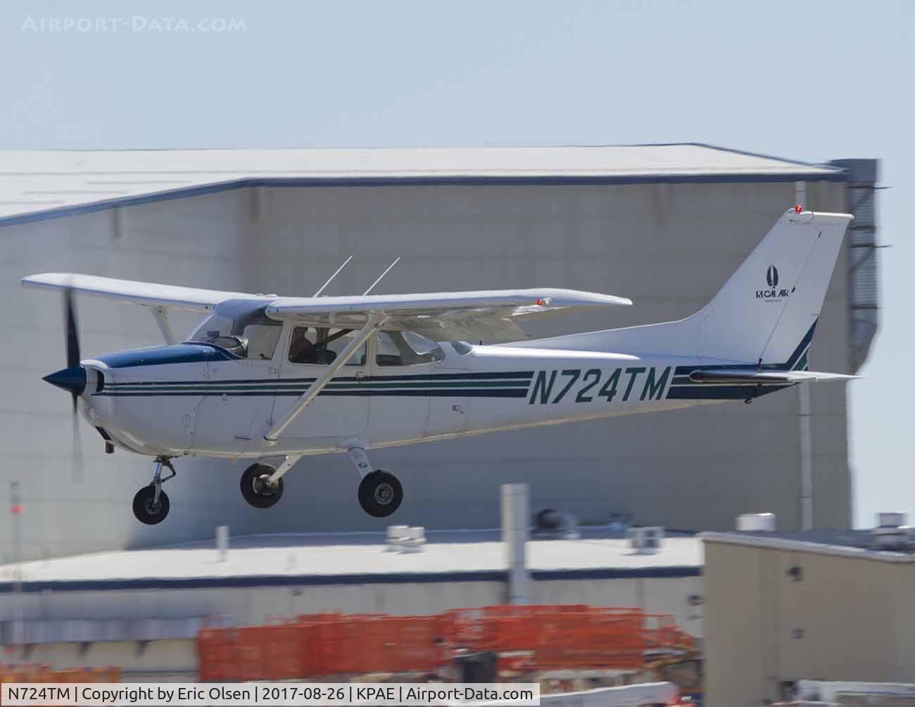 N724TM, 1974 Cessna 172M C/N 17262971, Cessna 172 landing.