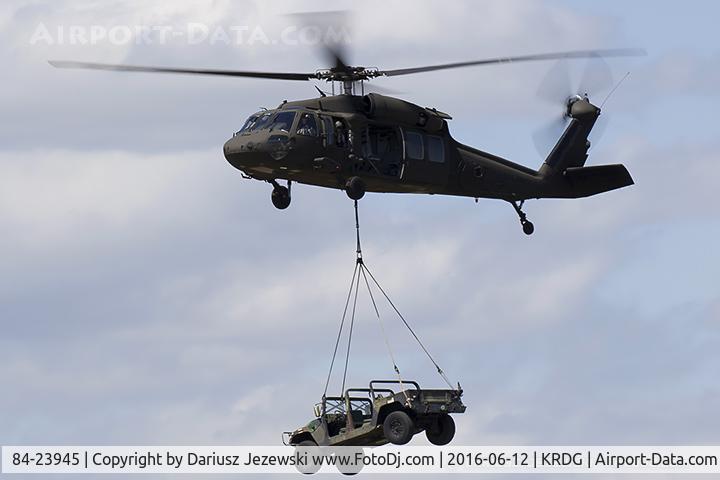 84-23945, Sikorsky UH-60A Blackhawk C/N 70-0770, UH-60A Blackhawk 84-23945  from 1/126th Avn  Quonset Point ANGS, RI