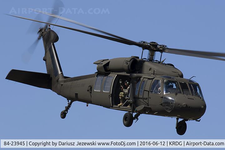 84-23945, Sikorsky UH-60A Blackhawk C/N 70-0770, UH-60A Blackhawk 84-23945  from 1/126th Avn  Quonset Point ANGS, RI