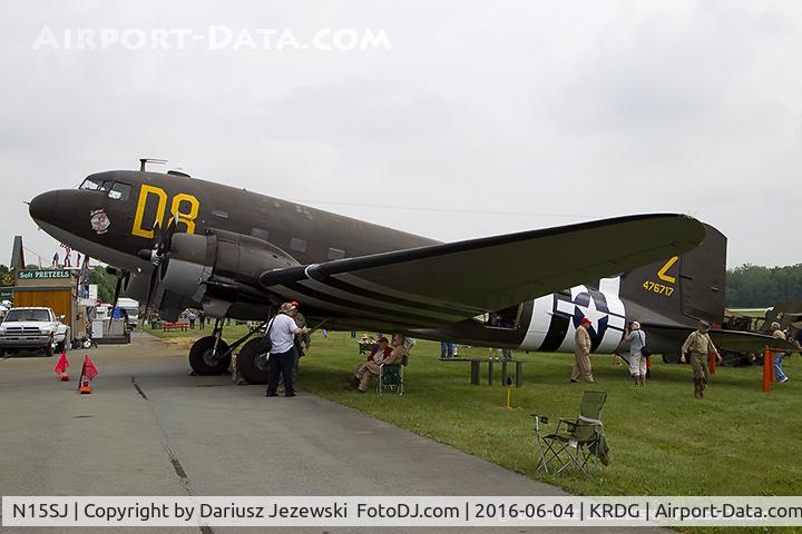 N15SJ, 1944 Douglas DC3C (C-47B-30-DK) C/N 33049, Douglas DC-3C Skytrain 