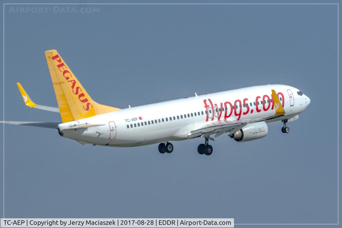 TC-AEP, 2011 Boeing 737-82R C/N 40724, Boeing 737-82R