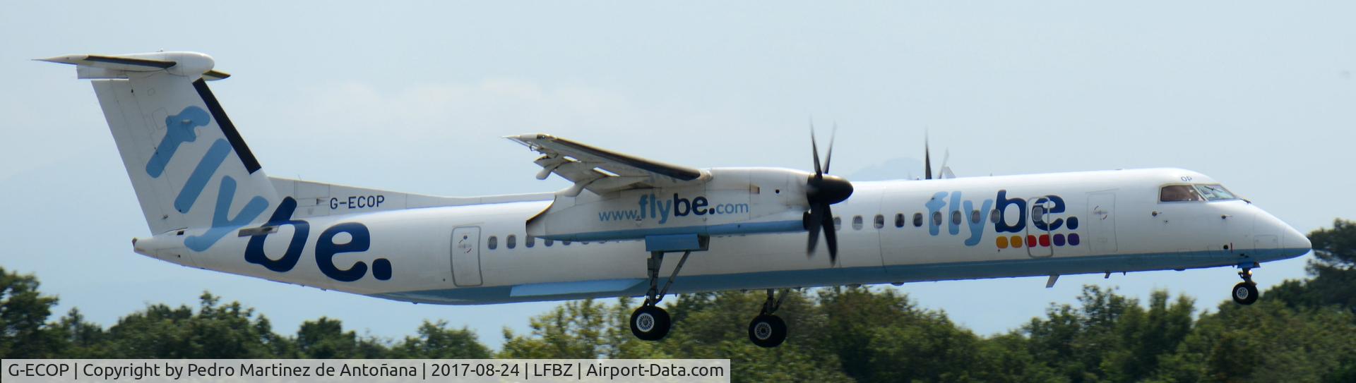 G-ECOP, 2009 De Havilland Canada DHC-8-402Q Dash 8 C/N 4242, Aéroport  Biarritz-Anglet-Bayonne