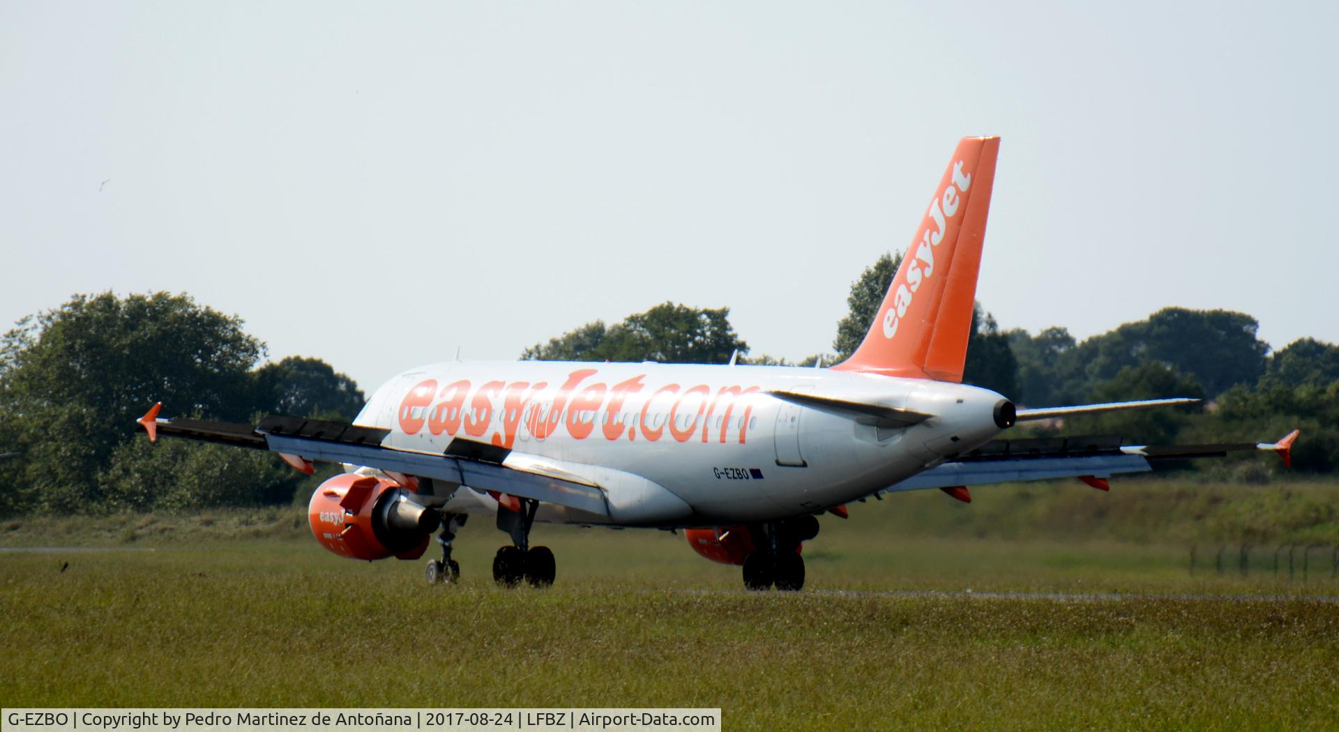 G-EZBO, 2007 Airbus A319-111 C/N 3082, Aéroport  Biarritz-Anglet-Bayonne