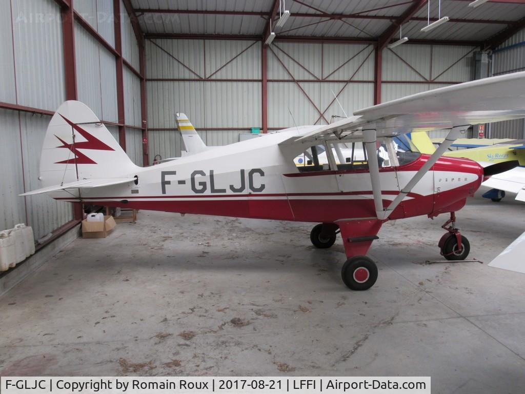 F-GLJC, 1959 Piper PA-22-150 Tri Pacer C/N 22-6854, Parked
