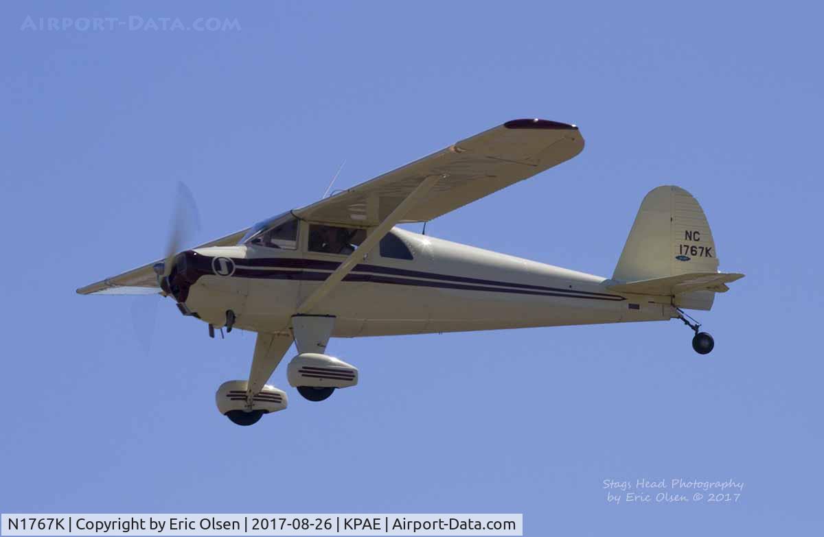 N1767K, 1946 Luscombe 8E Silvaire C/N 4494, Luscombe coming in to KPAE.