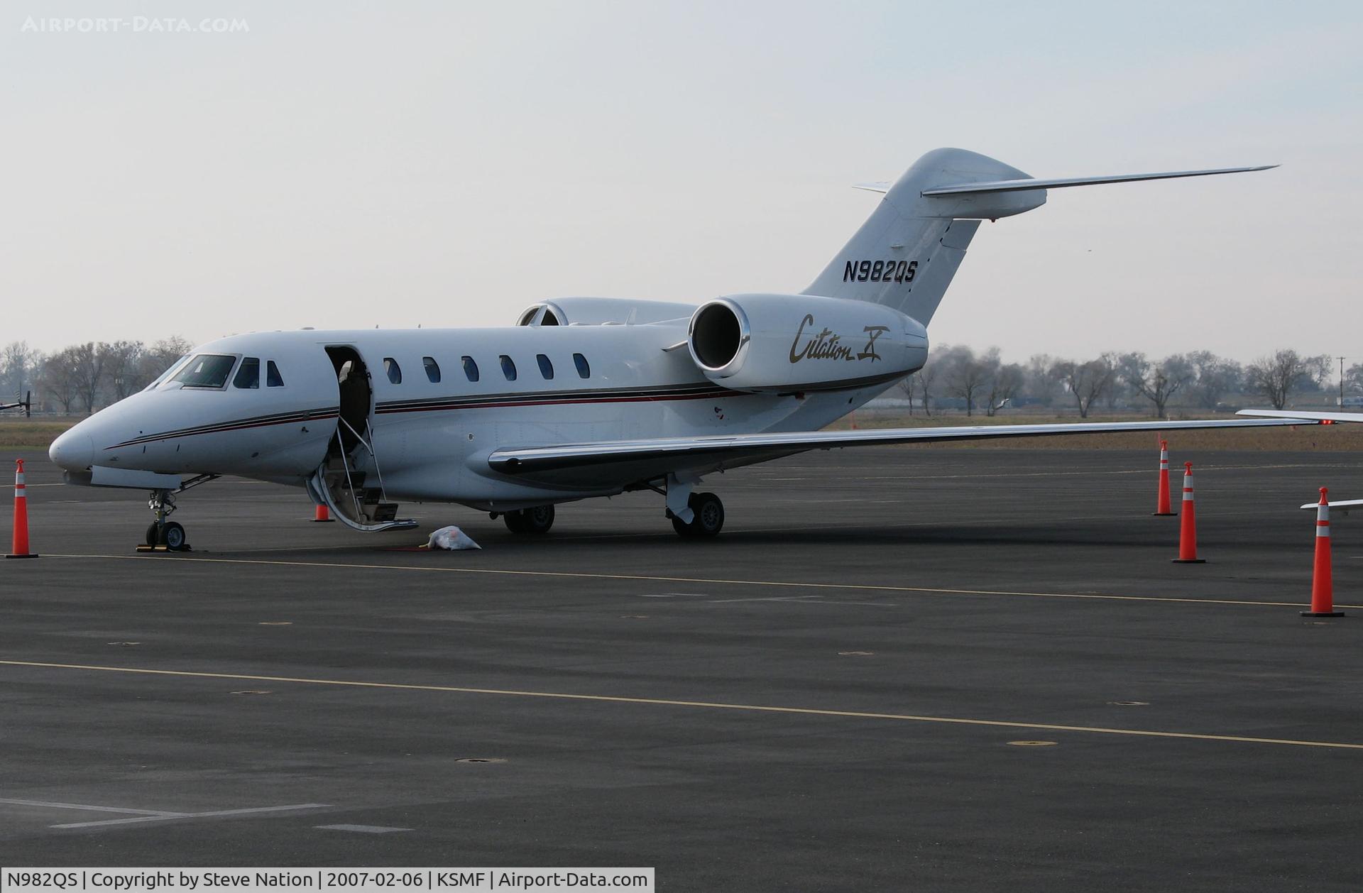 N982QS, 2001 Cessna 750 Citation X Citation X C/N 750-0182, Netjets 2001 Cessna 750 Citation @ Sacramento International Airport, CA Executive Jet Terminal