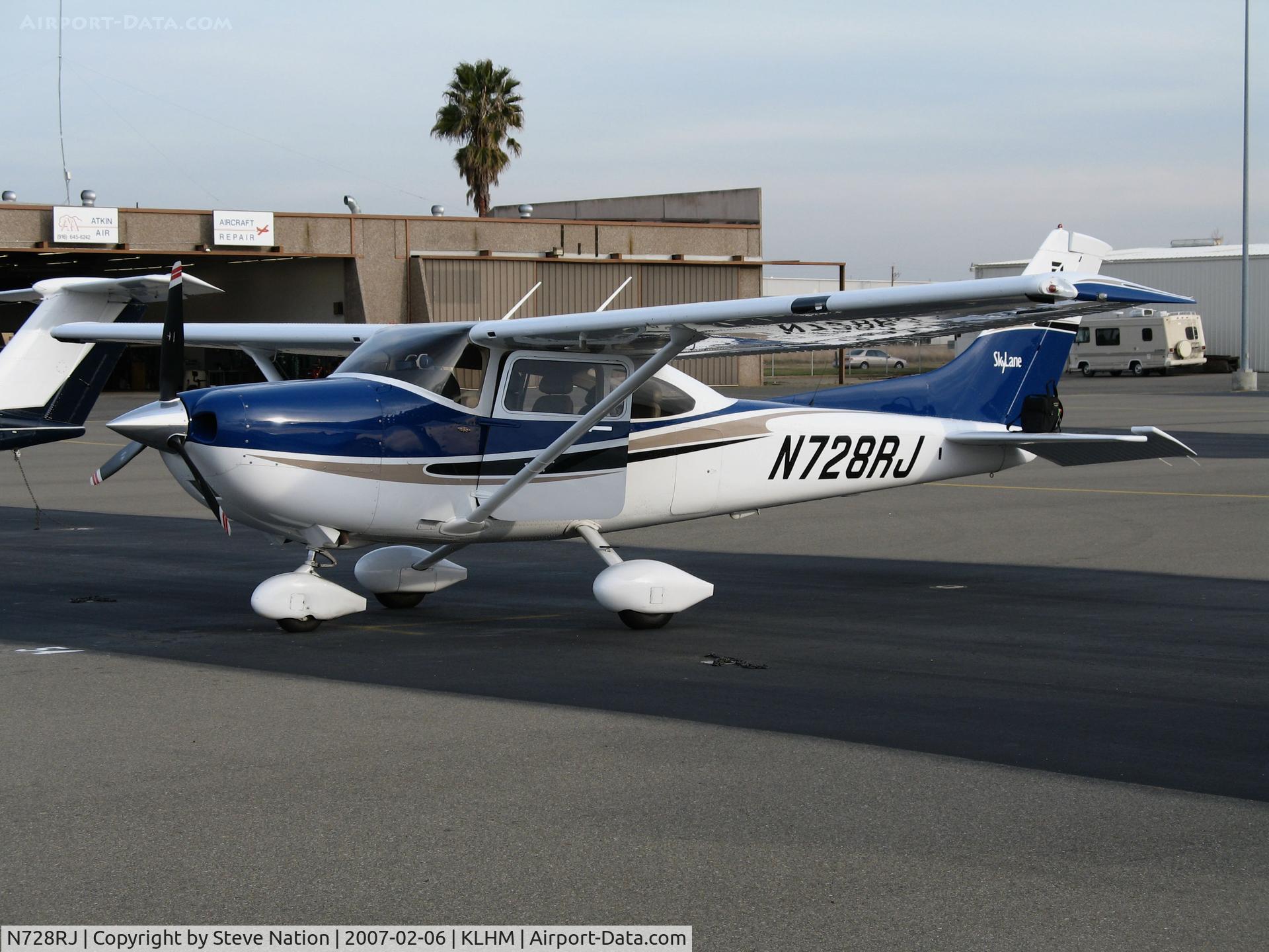 N728RJ, 2004 Cessna 182T Skylane C/N 18281396, Locally-based 2004 Cessna 182T Skylane @ Lincoln Regional Airport (Karl Harder Field), CA (registration CX 2010-10-27 as exported to South Africa as ZS-LML