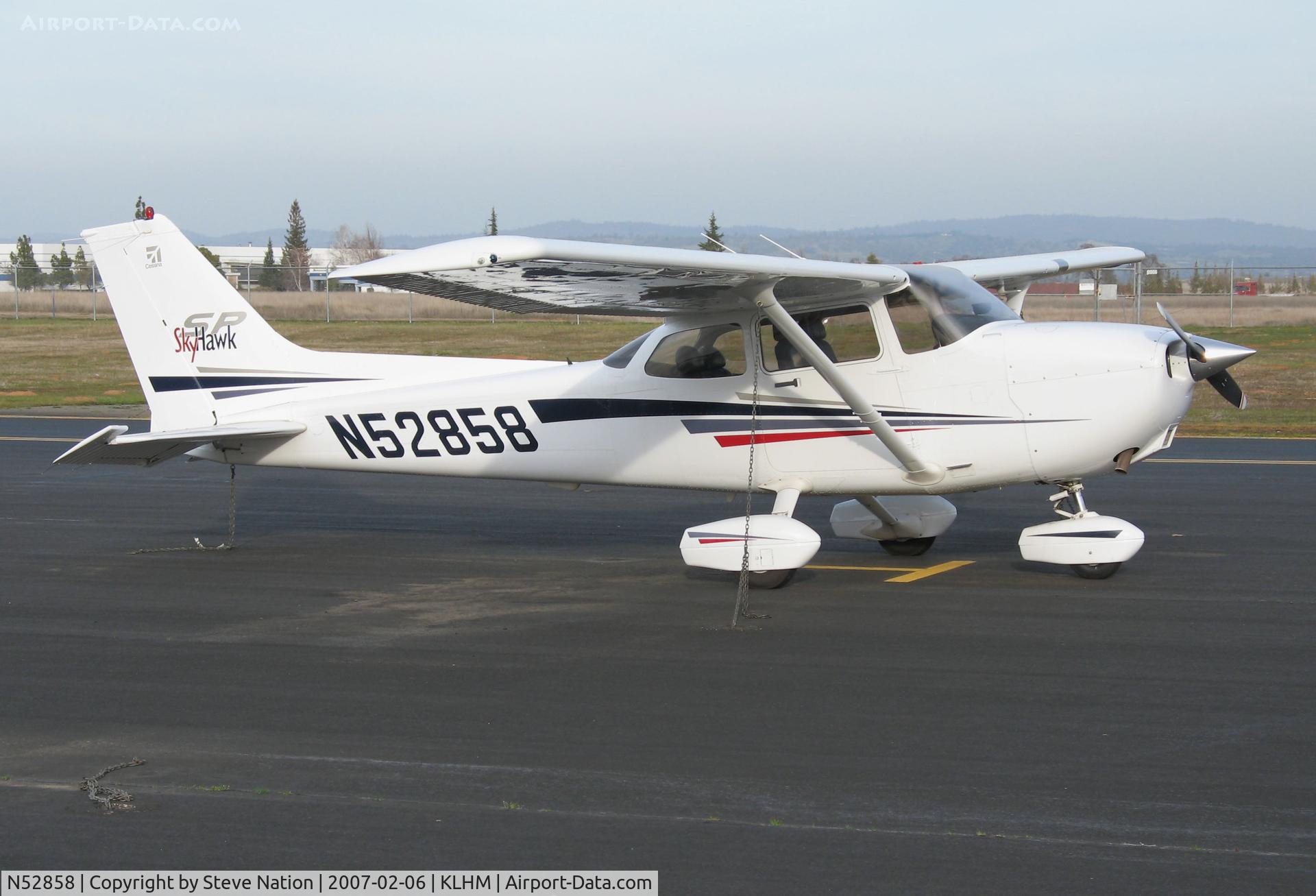N52858, 2002 Cessna 172S C/N 172S9186, Locally-based 2002 Cessna 172S Skyhawk @ Lincoln Regional Airport (Karl Harder Field), CA (to Lamb Chops, Inc, Bakersfield, CA 2008-02-27)